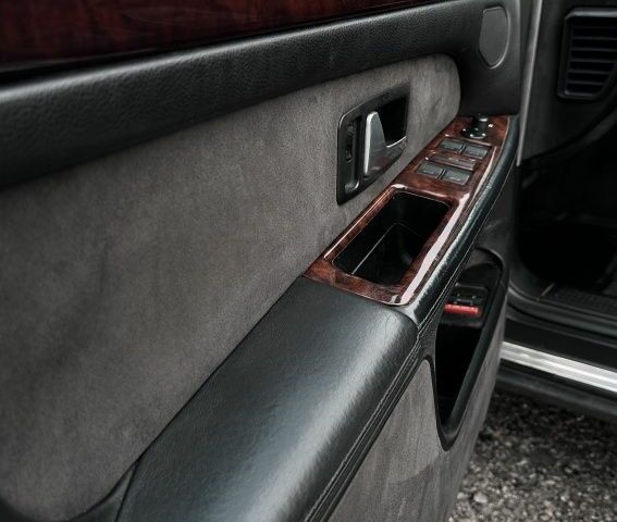 Сірий Ауді A8, об'ємом двигуна 4.2 л та пробігом 388 тис. км за 4250 $, фото 6 на Automoto.ua