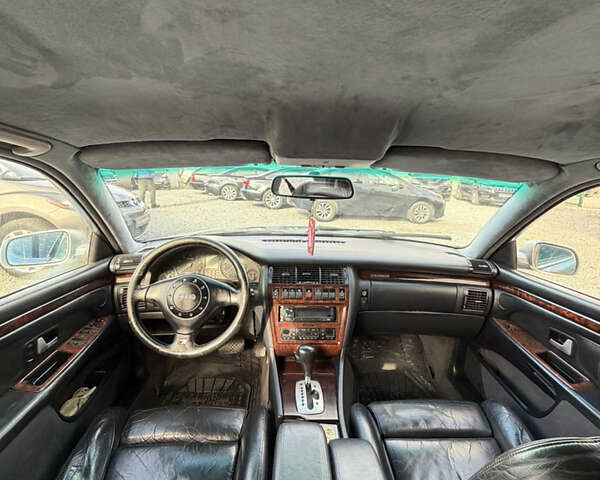 Серый Ауди А8, объемом двигателя 4.17 л и пробегом 400 тыс. км за 4200 $, фото 7 на Automoto.ua