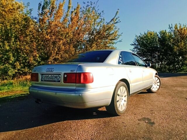 Сірий Ауді A8, об'ємом двигуна 3.7 л та пробігом 370 тис. км за 3500 $, фото 2 на Automoto.ua