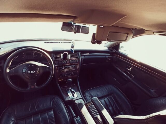 Сірий Ауді A8, об'ємом двигуна 3.7 л та пробігом 370 тис. км за 3500 $, фото 5 на Automoto.ua