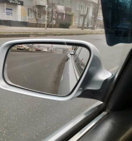 Сірий Ауді A8, об'ємом двигуна 4.2 л та пробігом 245 тис. км за 9500 $, фото 55 на Automoto.ua
