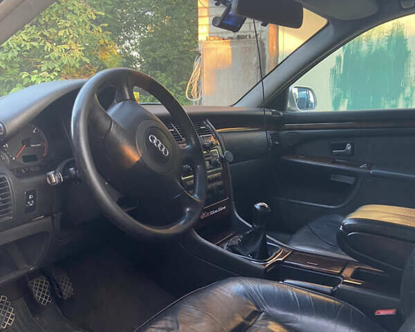 Сірий Ауді A8, об'ємом двигуна 2.5 л та пробігом 240 тис. км за 6300 $, фото 13 на Automoto.ua