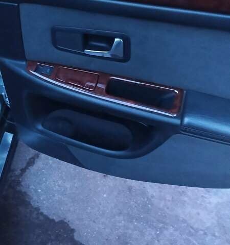 Сірий Ауді A8, об'ємом двигуна 4.2 л та пробігом 245 тис. км за 9500 $, фото 63 на Automoto.ua