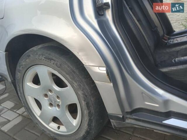 Ауди А8 2000 в Здолбунове на Automoto.ua Серый Ауди А8, объемом двигателя 2.5 л и пробегом 260 тыс. км за 4500 $, фото 21 на Automoto.ua