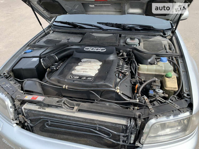 Сірий Ауді A8, об'ємом двигуна 4.17 л та пробігом 430 тис. км за 6400 $, фото 7 на Automoto.ua