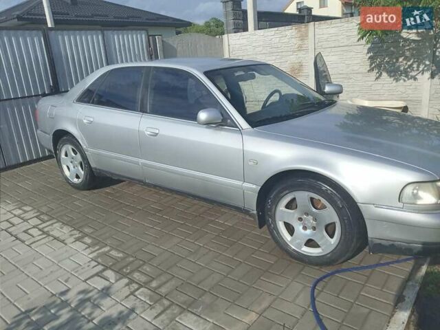 Ауди А8 2000 в Здолбунове на Automoto.ua Серый Ауди А8, объемом двигателя 2.5 л и пробегом 260 тыс. км за 4500 $, фото 7 на Automoto.ua