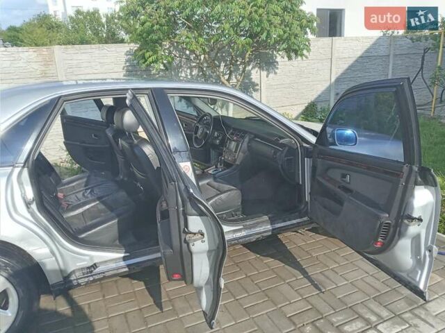 Ауди А8 2000 в Здолбунове на Automoto.ua Серый Ауди А8, объемом двигателя 2.5 л и пробегом 260 тыс. км за 4500 $, фото 9 на Automoto.ua