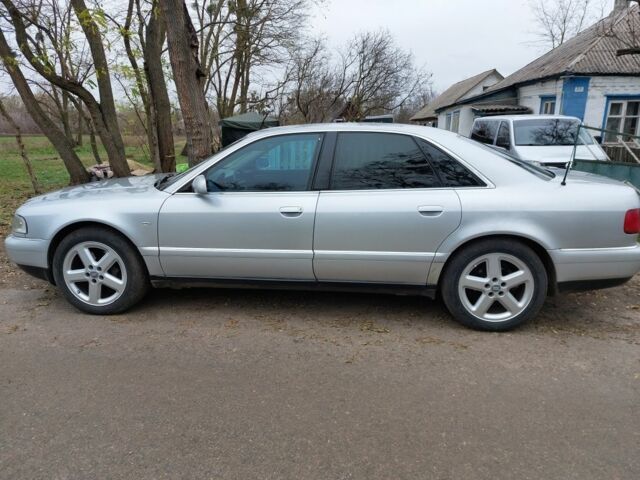 Сірий Ауді A8, об'ємом двигуна 0 л та пробігом 313 тис. км за 3750 $, фото 3 на Automoto.ua