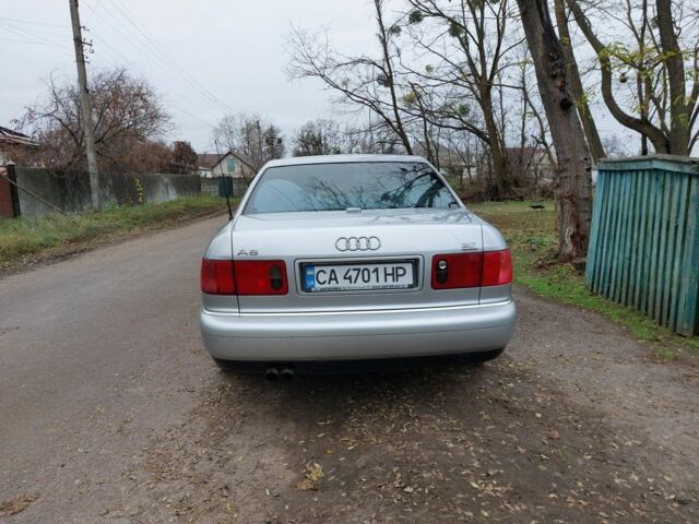 Сірий Ауді A8, об'ємом двигуна 0 л та пробігом 313 тис. км за 3750 $, фото 4 на Automoto.ua