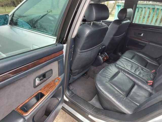 Сірий Ауді A8, об'ємом двигуна 0 л та пробігом 313 тис. км за 3750 $, фото 7 на Automoto.ua