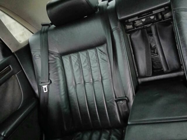 Сірий Ауді A8, об'ємом двигуна 2.5 л та пробігом 368 тис. км за 4500 $, фото 3 на Automoto.ua