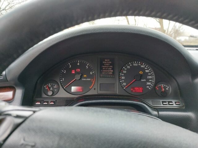 Сірий Ауді A8, об'ємом двигуна 0 л та пробігом 313 тис. км за 3750 $, фото 10 на Automoto.ua