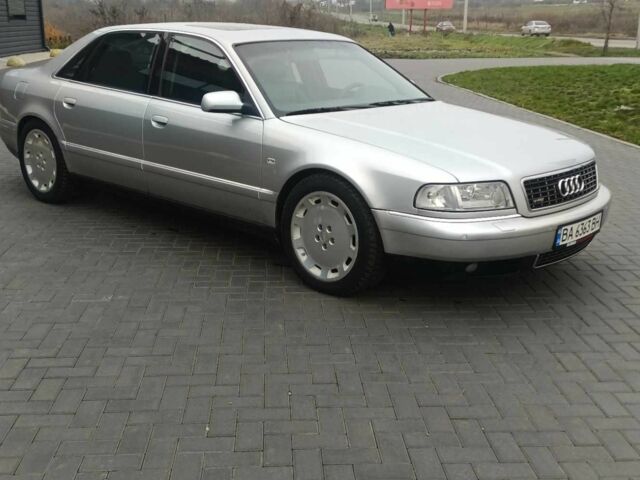 Серый Ауди А8, объемом двигателя 6 л и пробегом 281 тыс. км за 426 $, фото 2 на Automoto.ua
