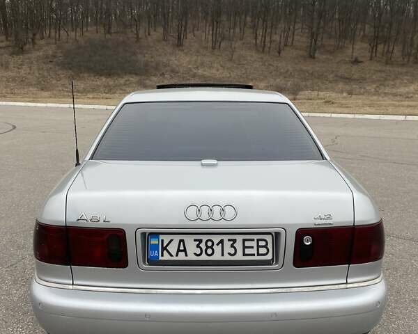 Сірий Ауді A8, об'ємом двигуна 4.2 л та пробігом 300 тис. км за 5700 $, фото 4 на Automoto.ua