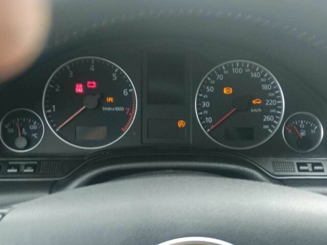 Серый Ауди А8, объемом двигателя 6 л и пробегом 281 тыс. км за 426 $, фото 7 на Automoto.ua