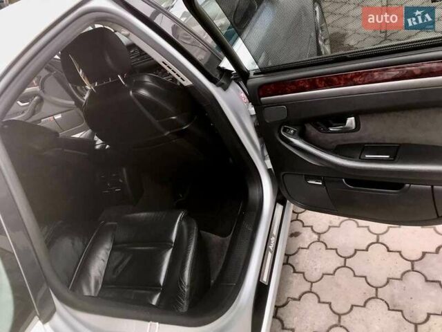 Серый Ауди А8, объемом двигателя 3.9 л и пробегом 396 тыс. км за 7600 $, фото 16 на Automoto.ua