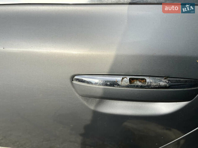 Сірий Ауді A8, об'ємом двигуна 4.17 л та пробігом 564 тис. км за 6000 $, фото 34 на Automoto.ua