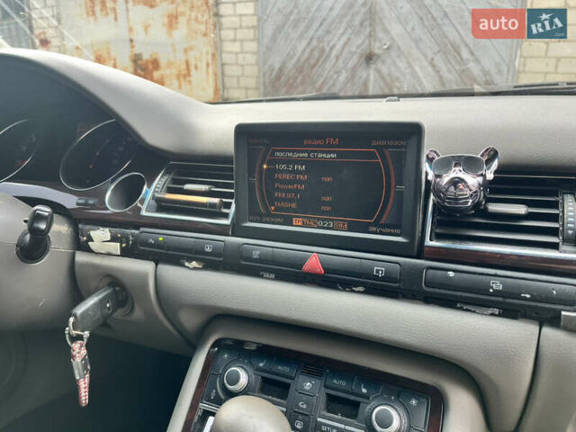 Сірий Ауді A8, об'ємом двигуна 4.17 л та пробігом 564 тис. км за 6000 $, фото 29 на Automoto.ua