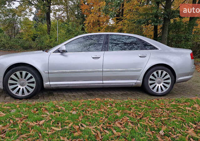 Серый Ауди А8, объемом двигателя 4.2 л и пробегом 183 тыс. км за 5000 $, фото 3 на Automoto.ua