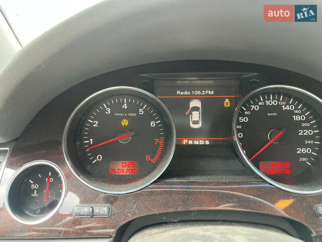 Сірий Ауді A8, об'ємом двигуна 4.17 л та пробігом 564 тис. км за 6000 $, фото 38 на Automoto.ua