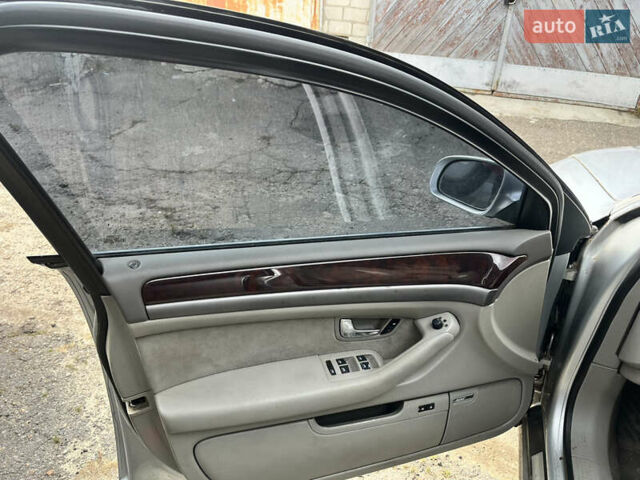 Сірий Ауді A8, об'ємом двигуна 4.17 л та пробігом 564 тис. км за 6000 $, фото 36 на Automoto.ua