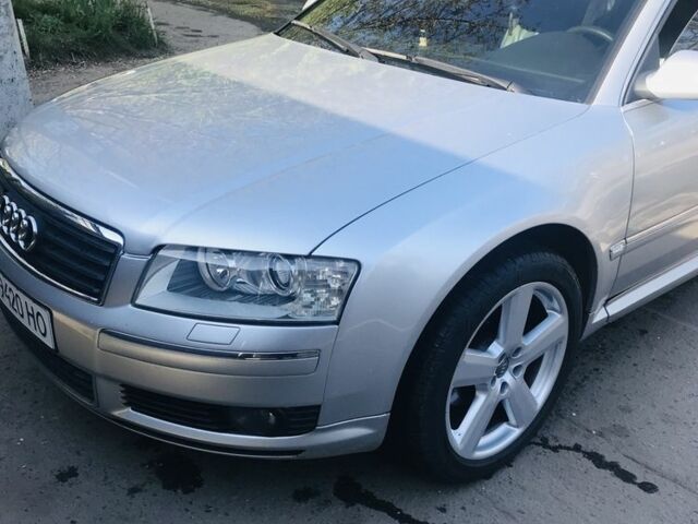 Сірий Ауді A8, об'ємом двигуна 3 л та пробігом 320 тис. км за 7500 $, фото 1 на Automoto.ua