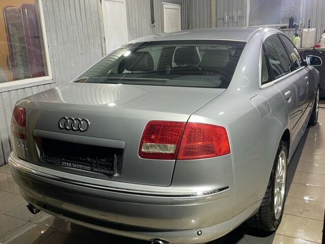 Серый Ауди А8, объемом двигателя 3 л и пробегом 334 тыс. км за 3500 $, фото 2 на Automoto.ua