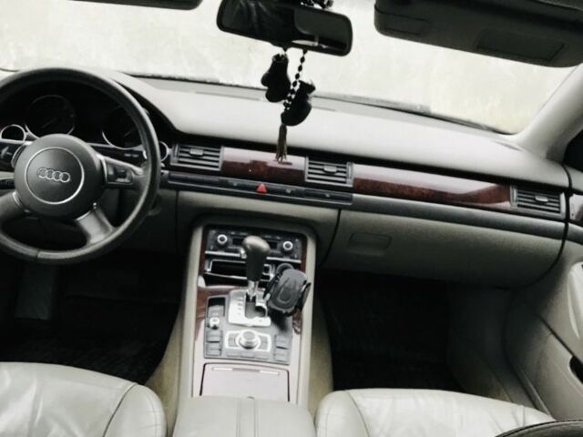 Сірий Ауді A8, об'ємом двигуна 3 л та пробігом 320 тис. км за 7500 $, фото 6 на Automoto.ua