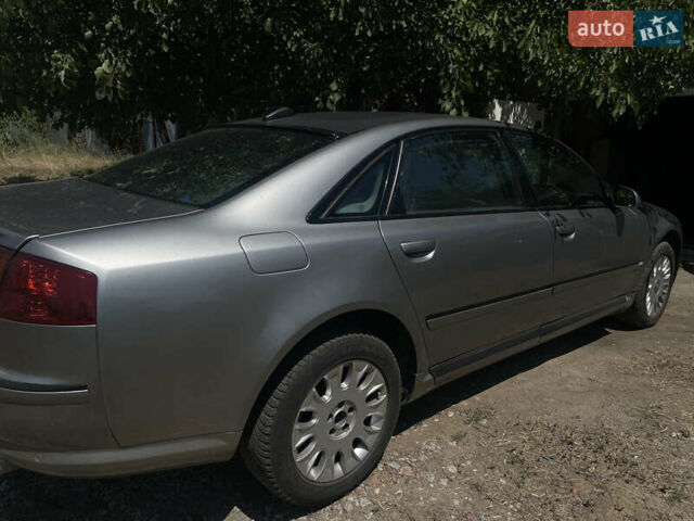 Серый Ауди А8, объемом двигателя 4.2 л и пробегом 280 тыс. км за 7700 $, фото 10 на Automoto.ua