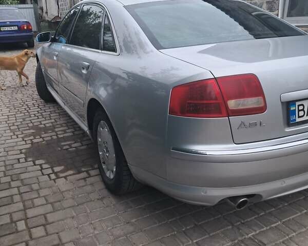Сірий Ауді A8, об'ємом двигуна 2.98 л та пробігом 300 тис. км за 6700 $, фото 3 на Automoto.ua