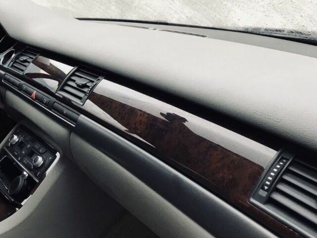 Серый Ауди А8, объемом двигателя 3 л и пробегом 320 тыс. км за 6400 $, фото 6 на Automoto.ua