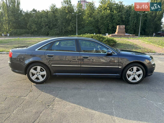 Серый Ауди А8, объемом двигателя 4.2 л и пробегом 193 тыс. км за 8200 $, фото 19 на Automoto.ua
