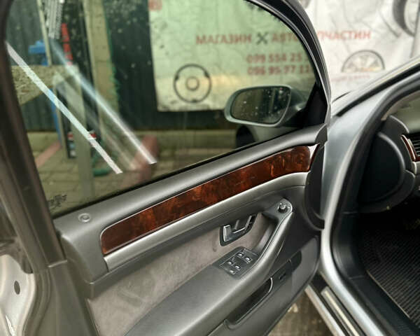 Сірий Ауді A8, об'ємом двигуна 2.97 л та пробігом 410 тис. км за 6000 $, фото 17 на Automoto.ua