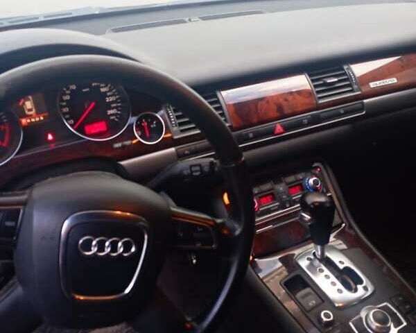 Ауди А8 2005 в Львове на Automoto.ua Серый Ауди А8, объемом двигателя 3.7 л и пробегом 280 тыс. км за 8500 $, фото 3 на Automoto.ua