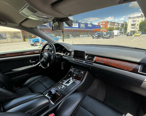 Сірий Ауді A8, об'ємом двигуна 2.97 л та пробігом 304 тис. км за 8700 $, фото 21 на Automoto.ua