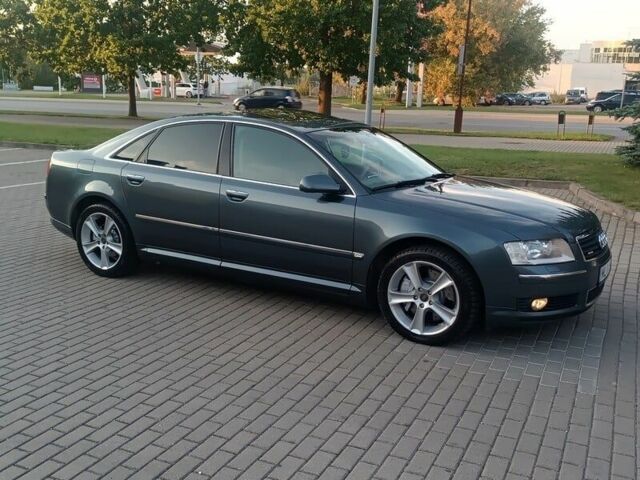 Ауди А8 2006 в Житомире на Automoto.ua Серый Ауди А8, объемом двигателя 3 л и пробегом 280 тыс. км за 2950 $, фото 1 на Automoto.ua
