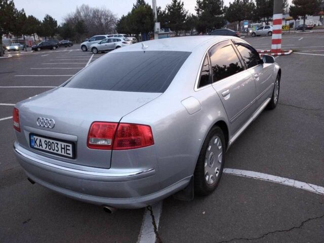 Серый Ауди А8, объемом двигателя 4.2 л и пробегом 242 тыс. км за 4300 $, фото 3 на Automoto.ua