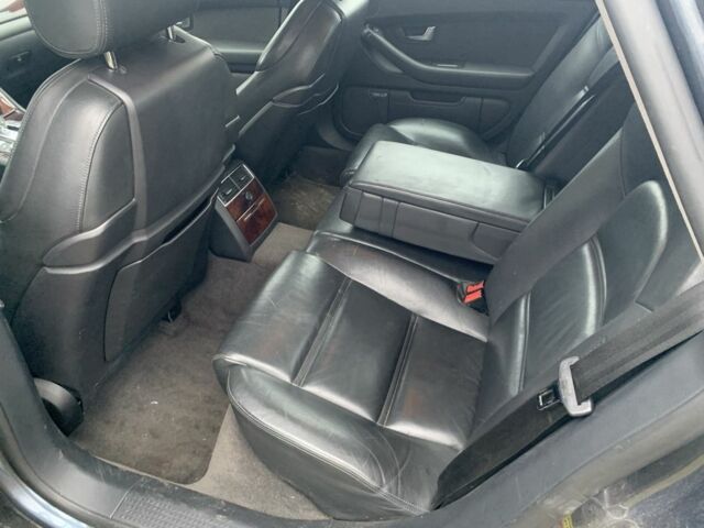 Серый Ауди А8, объемом двигателя 3 л и пробегом 360 тыс. км за 4300 $, фото 7 на Automoto.ua