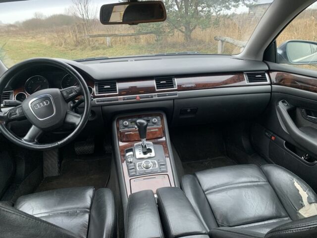 Серый Ауди А8, объемом двигателя 3 л и пробегом 360 тыс. км за 4300 $, фото 5 на Automoto.ua