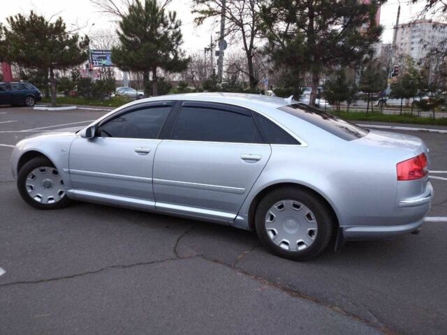 Серый Ауди А8, объемом двигателя 4.2 л и пробегом 242 тыс. км за 4300 $, фото 23 на Automoto.ua