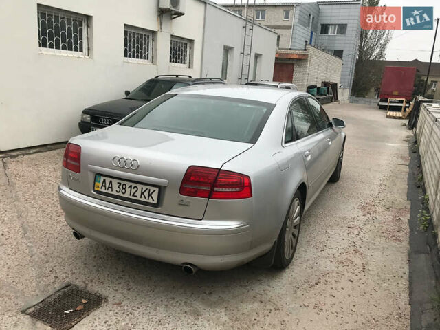 Сірий Ауді A8, об'ємом двигуна 4.2 л та пробігом 230 тис. км за 10500 $, фото 1 на Automoto.ua