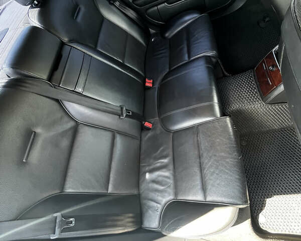 Сірий Ауді A8, об'ємом двигуна 2.97 л та пробігом 304 тис. км за 8700 $, фото 24 на Automoto.ua