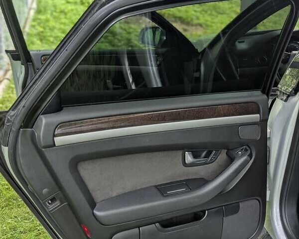 Серый Ауди А8, объемом двигателя 3 л и пробегом 324 тыс. км за 9699 $, фото 7 на Automoto.ua