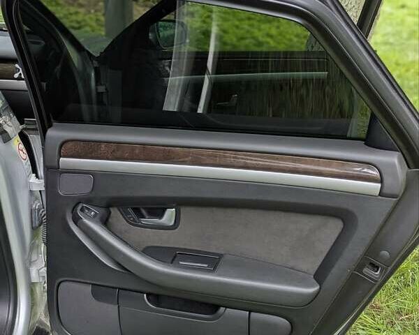 Серый Ауди А8, объемом двигателя 3 л и пробегом 324 тыс. км за 9699 $, фото 6 на Automoto.ua