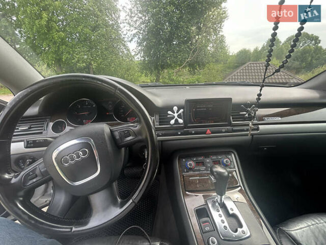 Серый Ауди А8, объемом двигателя 3 л и пробегом 307 тыс. км за 8900 $, фото 12 на Automoto.ua