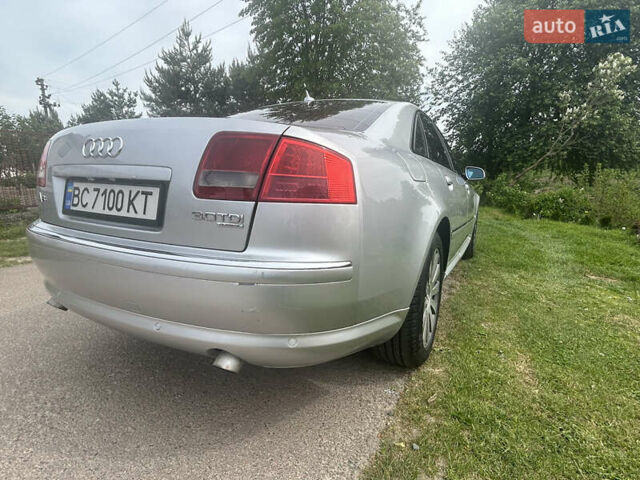 Серый Ауди А8, объемом двигателя 3 л и пробегом 307 тыс. км за 8900 $, фото 4 на Automoto.ua