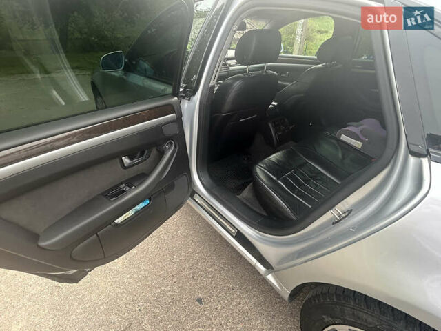 Серый Ауди А8, объемом двигателя 3 л и пробегом 307 тыс. км за 8900 $, фото 11 на Automoto.ua