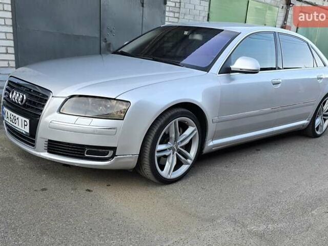 Серый Ауди А8, объемом двигателя 4.2 л и пробегом 242 тыс. км за 8650 $, фото 5 на Automoto.ua