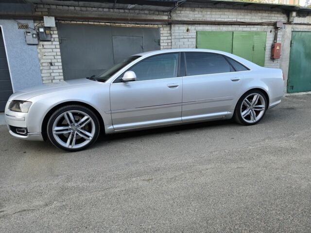 Сірий Ауді A8, об'ємом двигуна 4.2 л та пробігом 251 тис. км за 7900 $, фото 2 на Automoto.ua