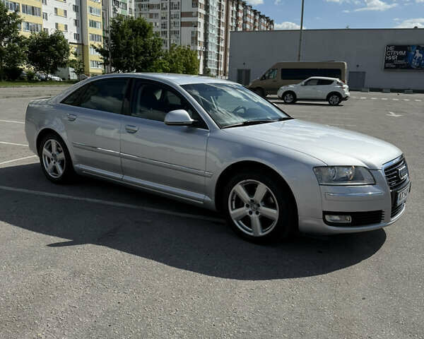 Серый Ауди А8, объемом двигателя 2.97 л и пробегом 400 тыс. км за 9950 $, фото 6 на Automoto.ua